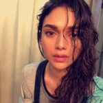 Aditi Rao Hydari Instagram – Bheegi billi 😺… 🌧☔️ #Hyderabad