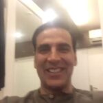 Akshay Kumar Instagram - Sending my best wishes to Team India! We are all rooting for you, make us proud 👍🏻@indianfootball #BackTheBlue #FIFAU17WC