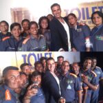 Akshay Kumar Instagram - With the real crusaders of change, BMC's clean-up marshals at @toiletthefilm's press conference today.