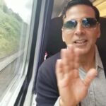 Akshay Kumar Instagram - This is how excited I am, never in my life have I run for a train barefoot to make it in time for a match!! Come on #WomenInBlue! #WWC17Final