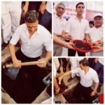 Akshay Kumar Instagram – Digging my 1st #TwoPitToilet in Khargone District of MP with Minister Narendra Singh Tomar, to show the Importance & Power these Toilets can give all over India #MakeTheChange #WasteToWealth