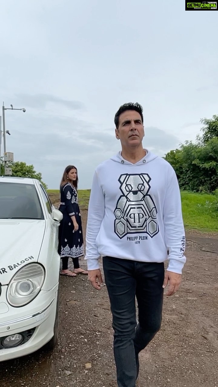 Akshay Kumar Instagram - Ek baat batao toh…ab tak #Filhaal2Reels banayi ya nahi? Waiting to see your reels on #Filhaal2Mohabbat, will share the best entries.