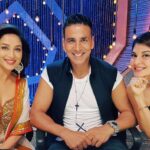 Akshay Kumar Instagram - When Legendary Talent meets New Age Talent, the one in the middle just sits there & smiles ☺ #SoYouThinkYouCanDance gets crumping with the #HouseFull3 Gang tonight at 8.30 pm on & TV! #danceoff #HF3