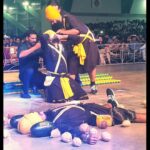 Akshay Kumar Instagram - What an amazing Finale to end my 7th Kudo Tournament!! Insane performance by 'Guinness World Record act 2015' of Blind Folded Gatka by the Bir Khalsa Group Punjab :) PS. Yes he smashed all that fruit around his brother's body with a sledge hammer BLIND FOLDED 👌🏻👌🏻👌🏻