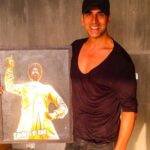 Akshay Kumar Instagram – Received another pleasant surprise today, this painting from Team Khiladi, Nagpur in time for #SinghIsBliing promotions :) Loved it! Thank you.