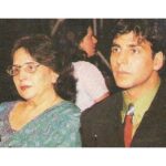 Akshay Kumar Instagram – To my #FirstFriend wishing you the happiest of Mother’s Day! Life begins & ends with you. Thank you for being you Mom :) #HappyMothersDay