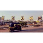 Akshay Kumar Instagram - #LoveMumbai & its rickshaws ;) Its not everyday u get 2 see ur whole movie's cast plastered across ur city like that #Baby #GoodTimes ;)