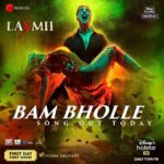 Akshay Kumar Instagram – Aaj dikhega Laxmii ka ek aisa roop, jo aap ne na kabhi dekha, na socha hoga! 
Get ready to witness the most explosive song #BamBholle today! Launching soon!
#FoxStarStudios #DisneyPlusHotstarMultiplex #YehDiwaliLaxmiiWali

@kiaraaliaadvani @offl_lawrence @shabskofficial @tusshark89 @foxstarhindi @disneyplushotstarvip #CapeOfGoodFilms #ShabinaaEntertainment  #TussharEntertainmentHouse @zeemusiccompany @officialviruss @ullumanati @anupkumar.in @ericpillai