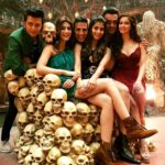 Akshay Kumar Instagram – ‪HouseFull of Thrones ☠‬
‪Who Lives, Who Dies…Only the Script Decides 😱‬ ‪#Housefull4 @riteishd @kritisanon @hegdepooja @iambobbydeol @kriti.kharbanda @nadiadwalagrandson @foxstarhindi