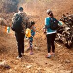 Akshay Kumar Instagram – Woke up at the crack of dawn and went hiking with the family, high on the #RepublicDay spirit.