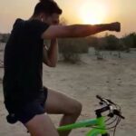 Akshay Kumar Instagram – ‪Feeling free like you couldn’t believe!! Working my #Core as I cycle No-handed on the deserted roads of Jaisalmer. Life is about Balance & Stability, as Functional as this may be, PLEASE don’t try this on the Roads🙏🏼‬
‪#FitIndia #RiseWithTheSun #Om ‬