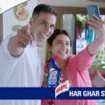 Akshay Kumar Instagram - #Harpic mein mil gaya hai mujhe #HarGharSwachh mission ka perfect partner. Har ghar mein banegi, ek saaf Toilet ki pratha ! Ab agla ghar aapka. Be ready!