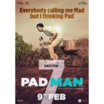 Akshay Kumar Instagram - Pad Man or Mad Man? Find out on 9th February, 2018 at a theatre near you. PADMAN IN 7 DAYS ‪@PadManTheFilm @sonamkapoor @radhikaofficial @twinklerkhanna @sonypicturesin @kriarj #RBalki #9Feb2018