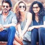 Alia Bhatt Instagram - Happy people :) have a happy Sunday :) or shall I say a " DEAR " one :) okay I'll stop now! ( just kidding I'll never stop 😀) #DearZindagi @iamsrk