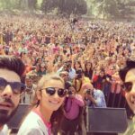 Alia Bhatt Instagram - Chandigarhhhhhh!!! Soo much love 💃💃 full #CHULL vibes.. @s1dofficial @fawadkhan81 thank you all ⭐️ #KNSMarch18th #KapoorAndSons