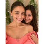Alia Bhatt Instagram - Special mention to the fabulous sister duo for pulling off a successful celebration 🙂 For further details or bookings pls contact Edward and Juniper 🙏