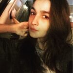 Alia Bhatt Instagram – 4M surely makes me feel better :) hug hug hug hug to all 🙃 #YouMakeMeHappy :)