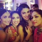 Alia Bhatt Instagram - Spice girls loving !!!! @masabagupta @anushkaranjan @akansharanjan