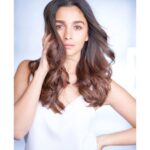 Alia Bhatt Instagram – but I keep cruising, can’t stop won’t stop moving ..