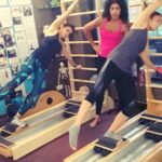 Alia Bhatt Instagram – Pilates madness !!! #CoreAlign @yasminkarachiwala @zeenadhalla