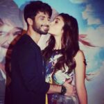 Alia Bhatt Instagram - Recreating poster vibes. #ShaandaarOnDussehra #shaandaar