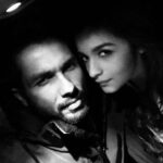 Alia Bhatt Instagram - And then comes the selfie ;) @shahidkapoor #SHAANDAAR #nofilter