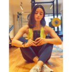 Alia Bhatt Instagram - 60 days later - stronger, fitter, better at burpees, much better at skips, much much better at push ups, obsessed with running, super obsessed with eating right and waiting to get back onto the next challenge. Dear @sohfitofficial don’t know what I would’ve done without you’.. you guys are just the best @nonie.tuxen ❤️ #sohfit40daychallenge P.S - Yes I cut my hair AT HOME - thanks to my multitalented loved one who rose to the occasion when I was in need of a chop chop 💇‍♀️💜