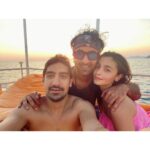 Alia Bhatt Instagram – best boys (& good girl) 🌞💜