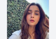 Alia Bhatt Instagram - I have a whole universe in my mind 🦋