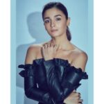 Alia Bhatt Instagram - 👀