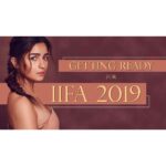 Alia Bhatt Instagram - What it took.. to get the IIFA look 👻 Link in bio..💄💇‍♀️