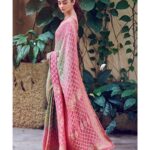 Alia Bhatt Instagram - साड़ी के फ़ोल सा 🌞