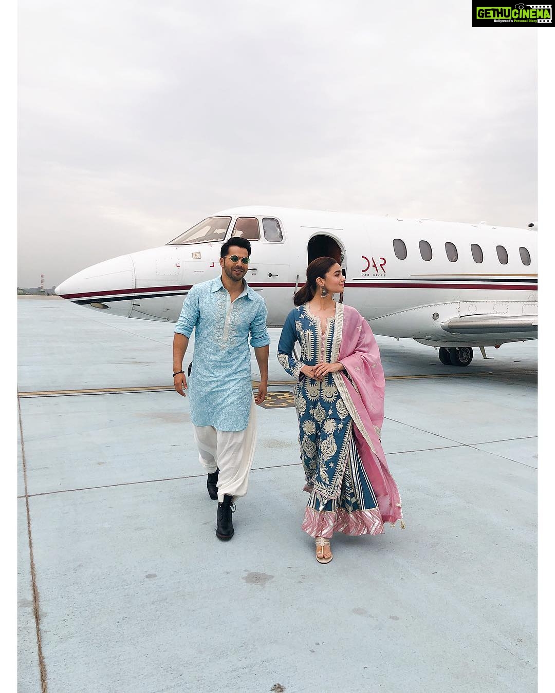 Alia Bhatt Instagram - Jalandhar 💙 5 days to go..💃🏻
