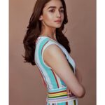 Alia Bhatt Instagram - 👗