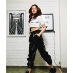 Alia Bhatt Instagram – रेडियो लुक💫