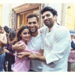 Alia Bhatt Instagram – KALANK has wrapped but the heart is still wide open!! For those who understand it and for those who don’t.. when you wrap a film it feels like a part of you just combusts.. especially when you’ve worked with your friends and family.. Crossing our fingers and toes for the journey ahead.. Cant wait for you guys to see the visuals.. 💫🌟🌞 ❤️