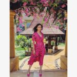 Alia Bhatt Instagram – One pink day.. 🌸
