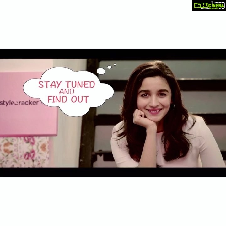 Alia Bhatt Instagram - Hmmmmm :) #StyleCracker #SCBox #AliaBhattxStyleCracker