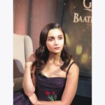 Alia Bhatt Instagram – That “ looking away “ pose 🐒