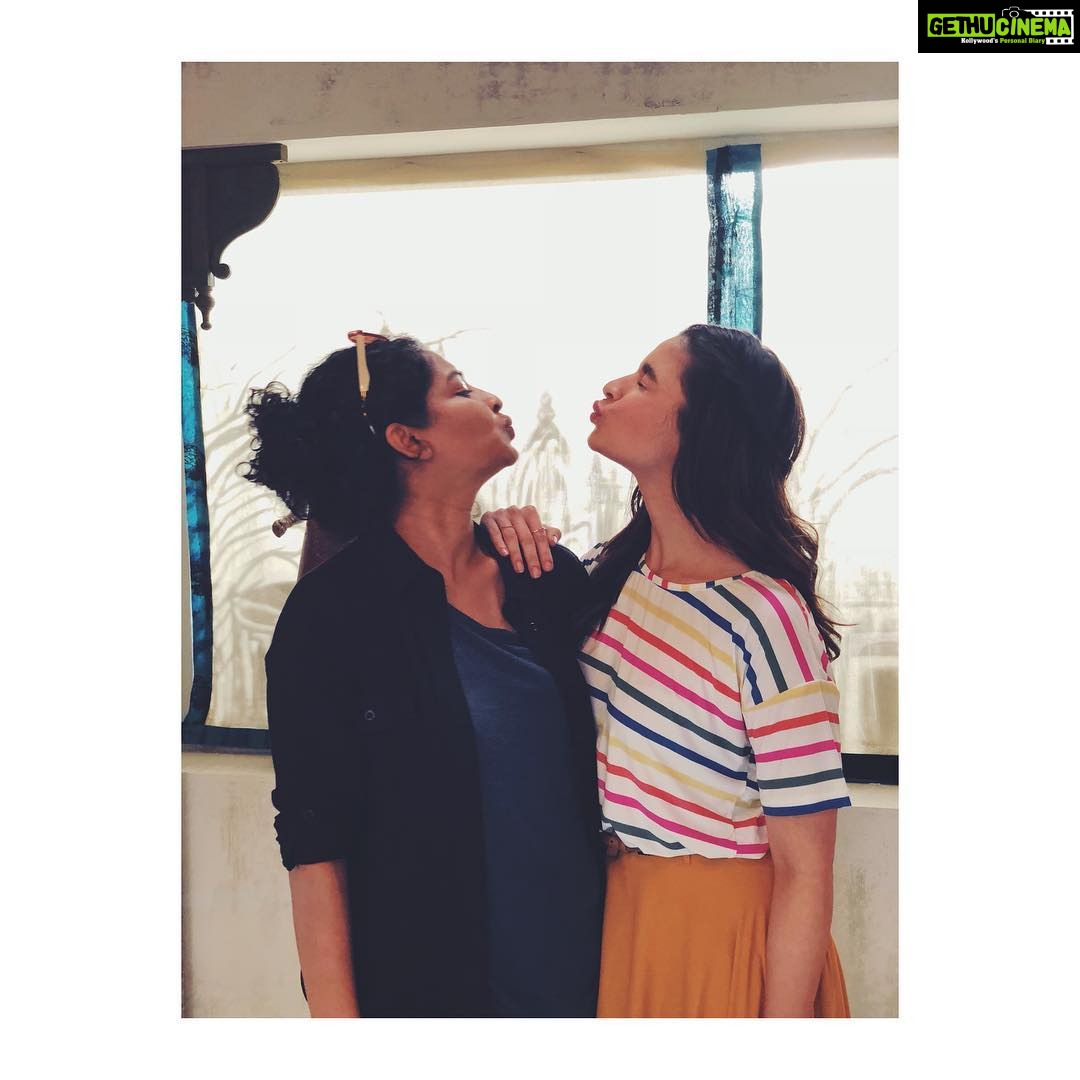 Alia Bhatt Instagram - Ad shoots with my “ Dear Zindagi “