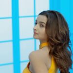 Alia Bhatt Instagram - Behind the scenes go fizzy yo ✌️#FrootiGoFizzy