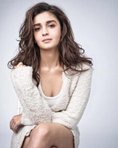 Alia Bhatt Instagram - 👀