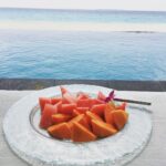 Alia Bhatt Instagram - Fruit by the ocean 🍉