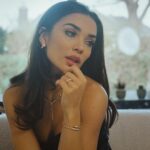 Amy Jackson Instagram – Elegant? Casual? Fashionista? @bulgari gift finder will help you discover the perfect Christmas gift from their spectacular collections. Check out the bulgari.com link in my stories! #morethanawish ✨ #AD