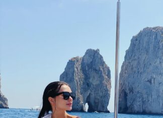 Amy Jackson Instagram - Left a little piece of my heart here 🤍 Capri, Italy