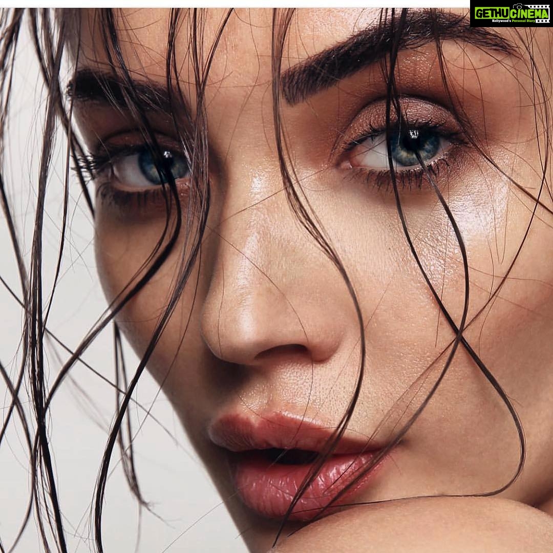 Amy Jackson - 234.9K Likes - Most Liked Instagram Photos