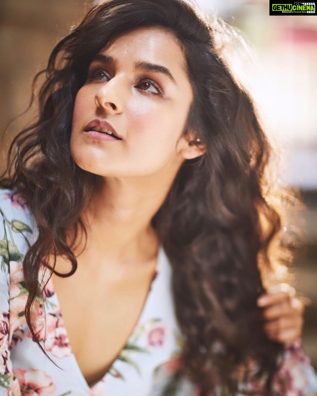 Angira Dhar - 58.6K Likes - Because... #drama