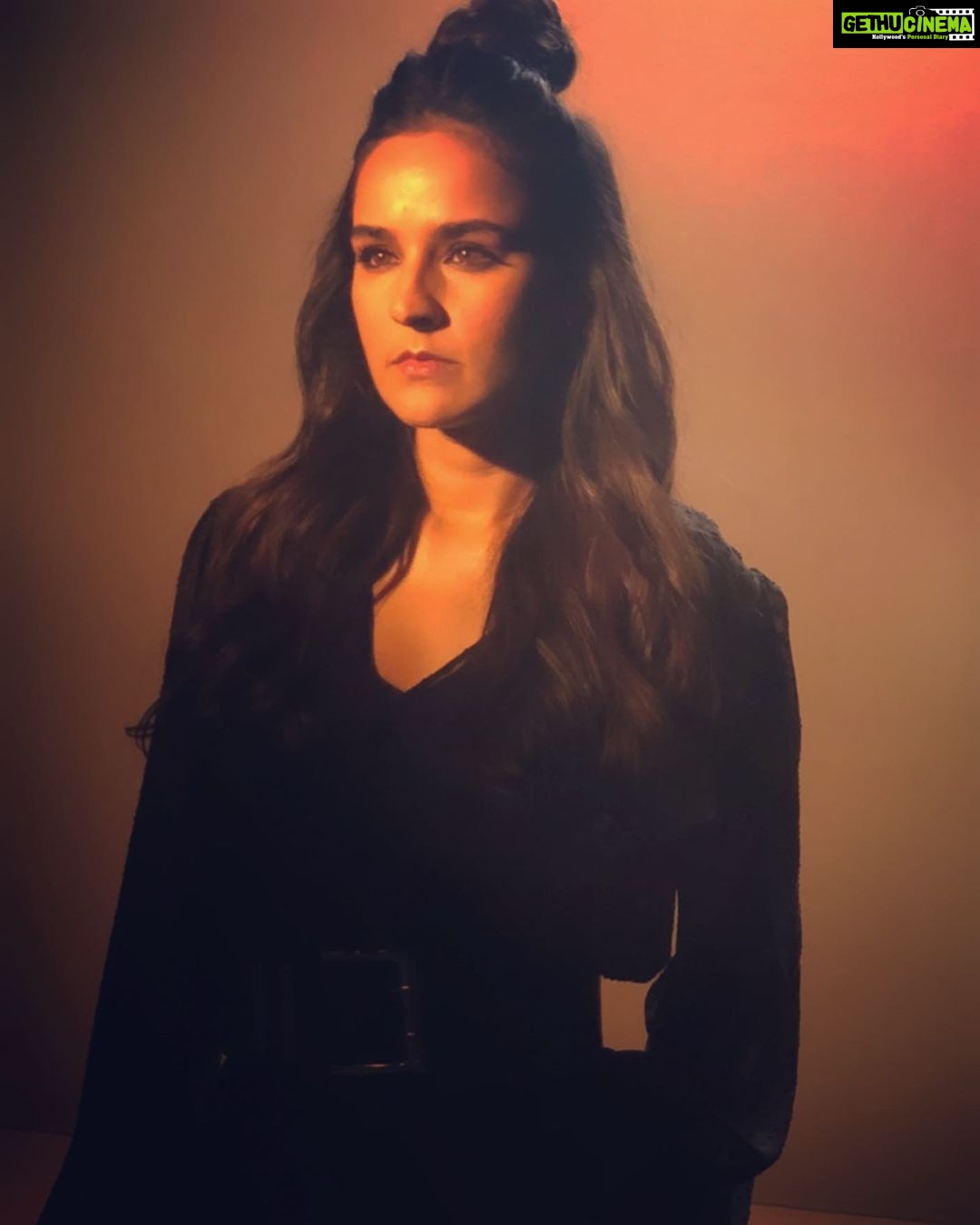 Angira Dhar Instagram - ⚔️ Bring me my sword ⚔️