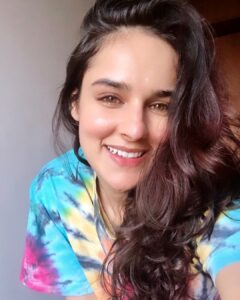 Angira Dhar Instagram - I have dealt with acne for almost all of my teen and adulthood... I have had months of going into a shell and not being able to get out because of the stigma attached to it.. or the attention one attracts on the road.. in a cafe.. cinema halls etc.. questions raised.. suggestions and advices thrown at you to somehow solve this “problem”.
having no social life.. staying away from college / sometimes family even was one way to combat this “problem”. And now when I look back and think of it... I wish someone had told me “embrace yourself.. love yourself so much that no one on the outside dare hate you” 
So here I am telling you... YOU are beautiful... adore yourself.. take it in your stride to fall in love with yourself! 
#GiveawayAlert #ShowUs your own version of beauty inclusivity by participating in a special giveaway where all you need to do is post an unfiltered picture on your Instagram and talk about your personal journey wrt beauty, tag us and @graziaindia, @dove along with the hashtags #ShowUs and #AngiraxDove to win self-love goodies from Dove!
Contest ends 27th Dec.