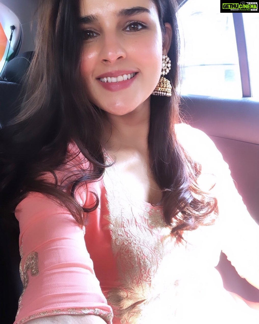 Angira Dhar - 63.7K Likes - 🍑- chy